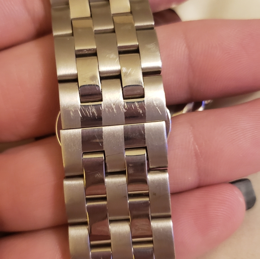 Watch - Picture 2 of 2